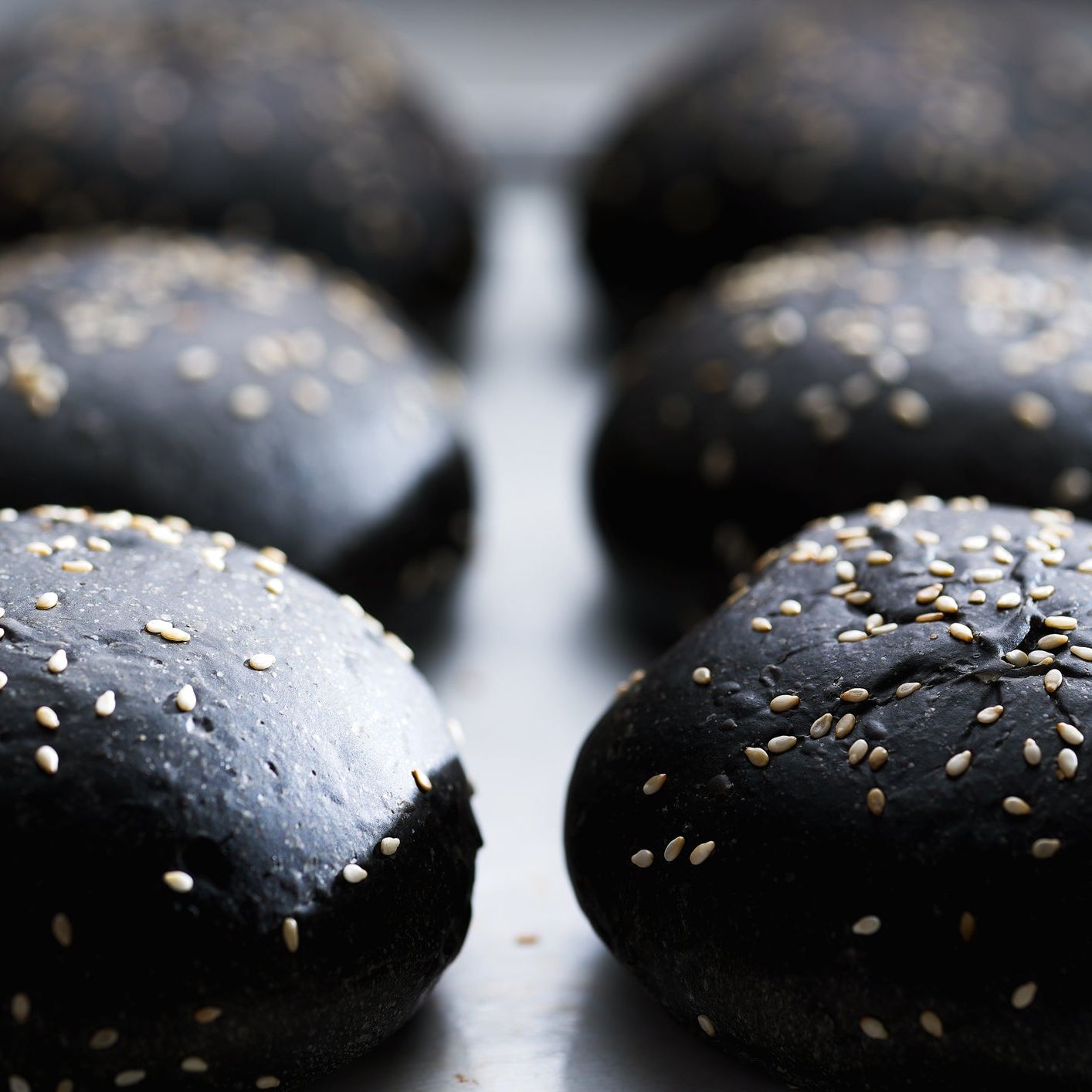 Burger Shoku - Buns Charcoal - HF DISTRIBUTION